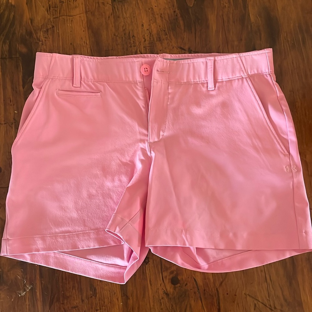 Under Armour golf shorts